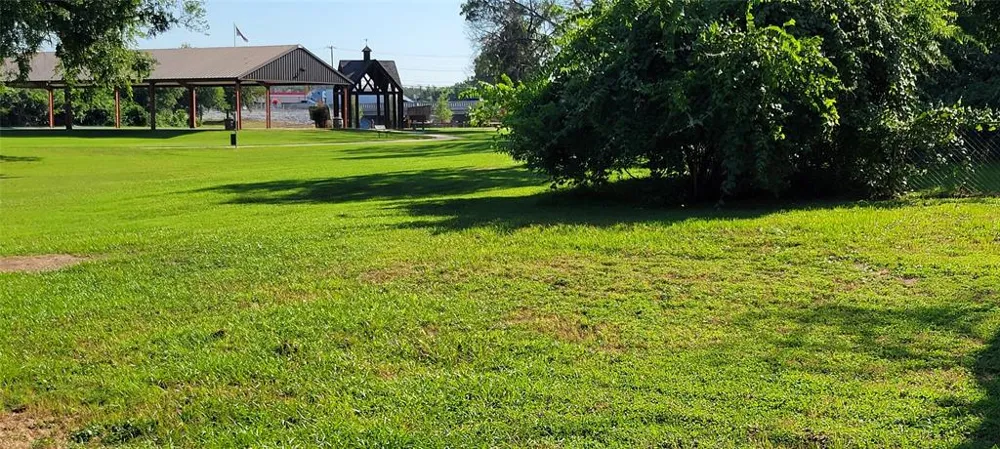 208 Optimist Road Springtown, TX 76082