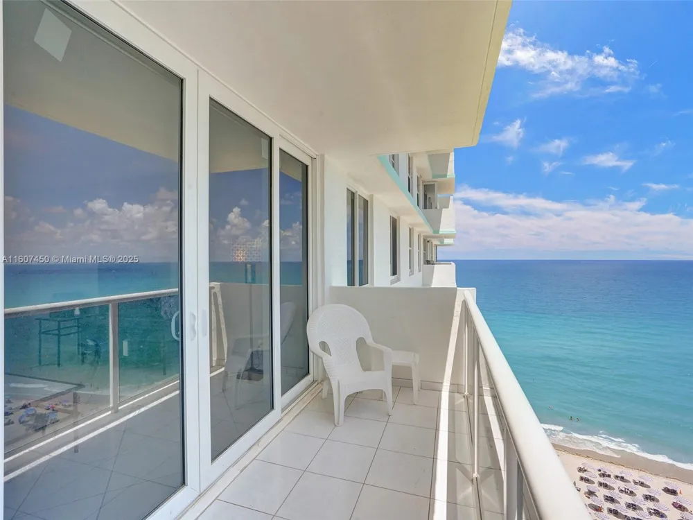 3725 S OCEAN DR #1506 Hollywood, FL 33019