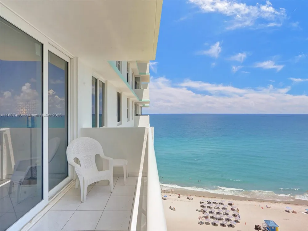 3725 S OCEAN DR #1506 Hollywood, FL 33019