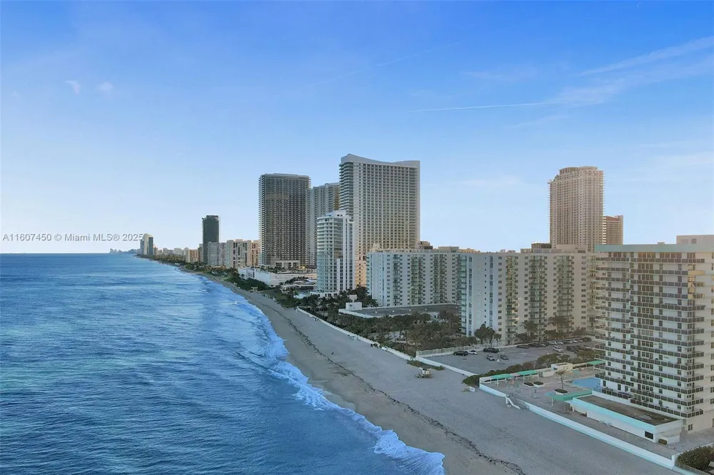 3725 S OCEAN DR #1506 Hollywood, FL 33019