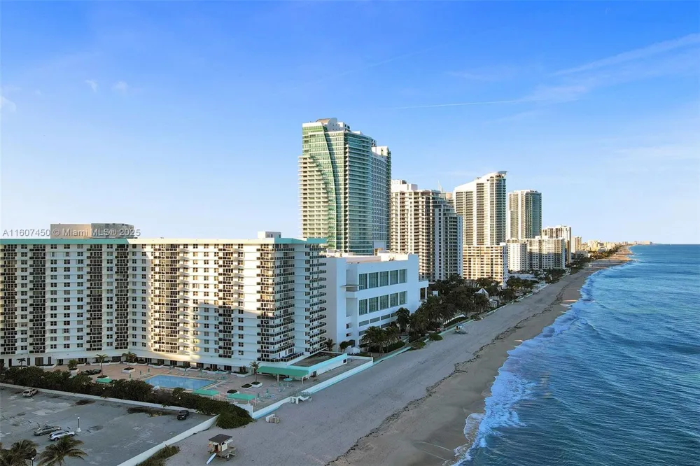 3725 S OCEAN DR #1506 Hollywood, FL 33019
