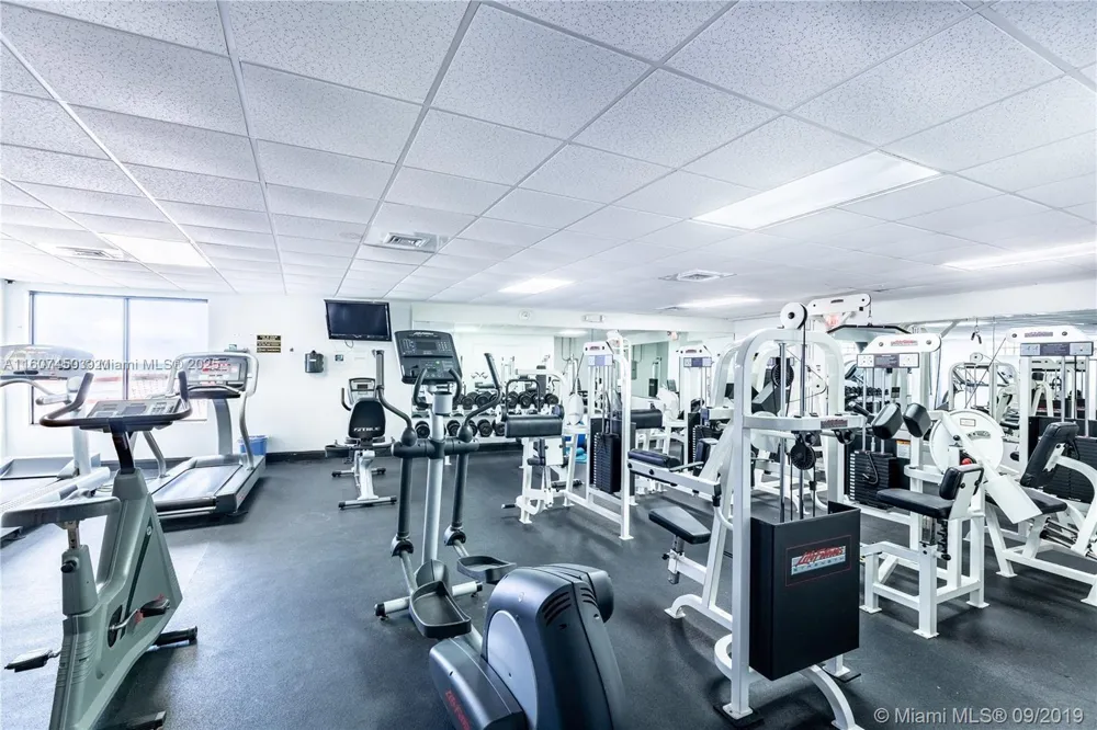 3725 S OCEAN DR #1506 Hollywood, FL 33019