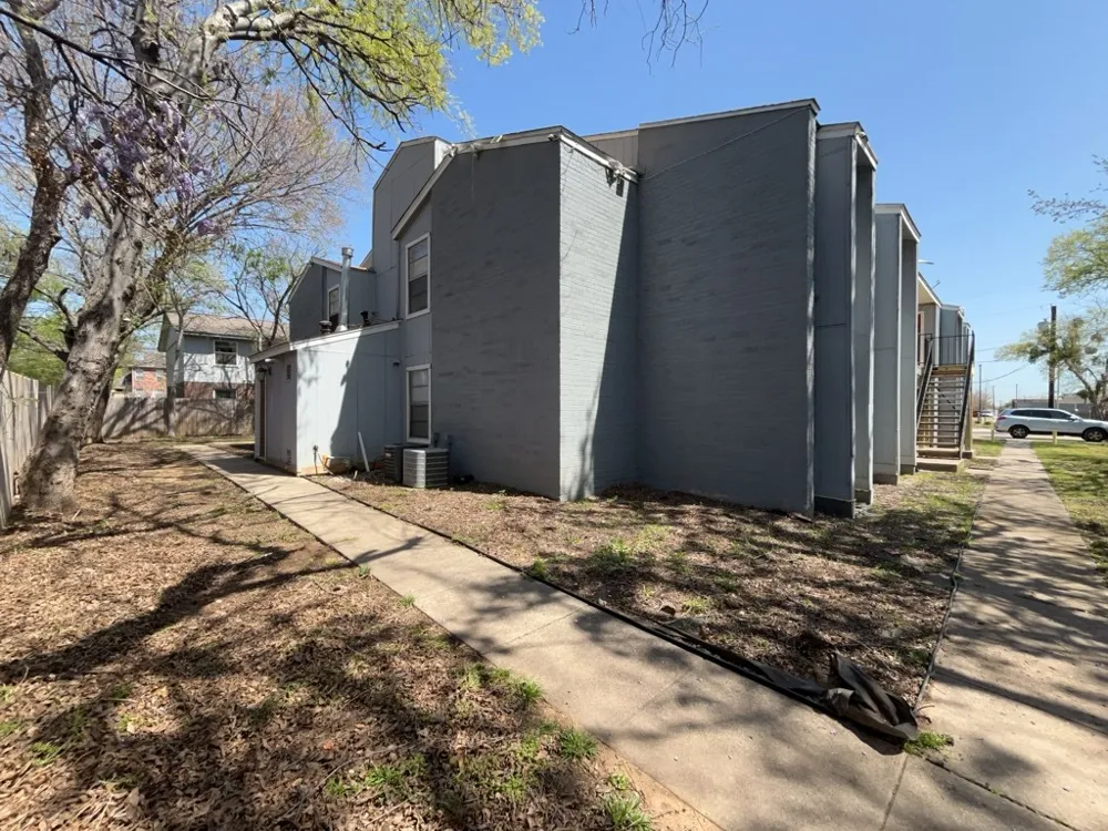219 Fry Street #11 Denton, TX 76201