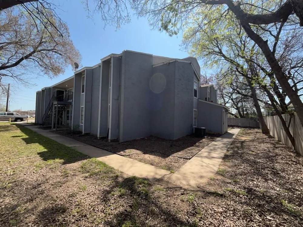 219 Fry Street #11 Denton, TX 76201