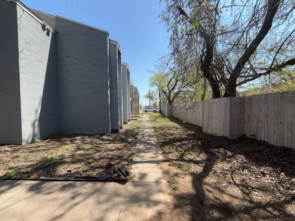 219 Fry Street #11 Denton, TX 76201