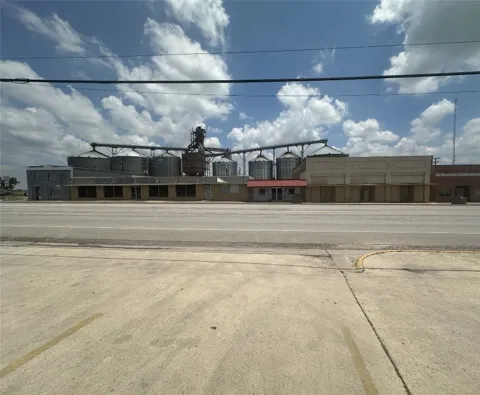 8 W Mesquite Avenue