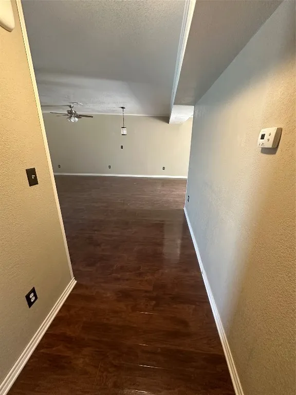 8 W Mesquite Avenue Rogers, TX 76569