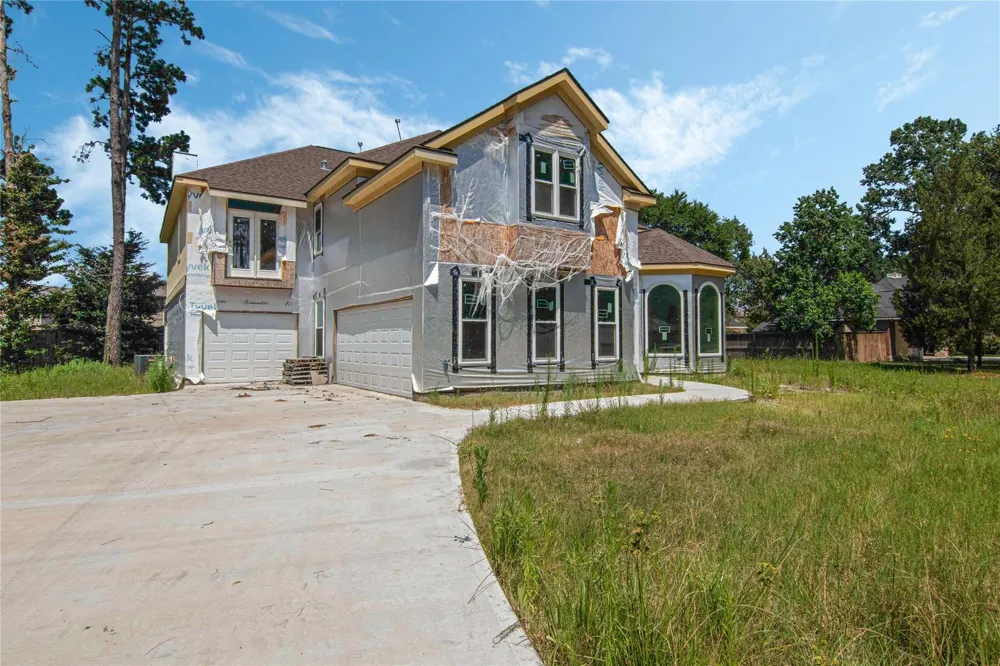23902 Creek Wood Drive Spring, TX 77389