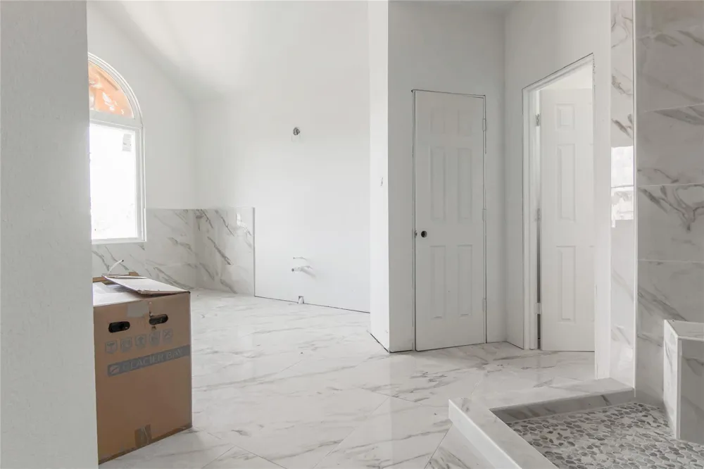 23902 Creek Wood Drive Spring, TX 77389