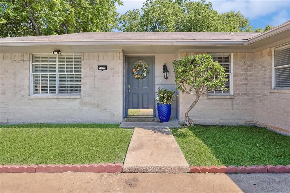3529 Shorecrest Drive Plano, TX 75074