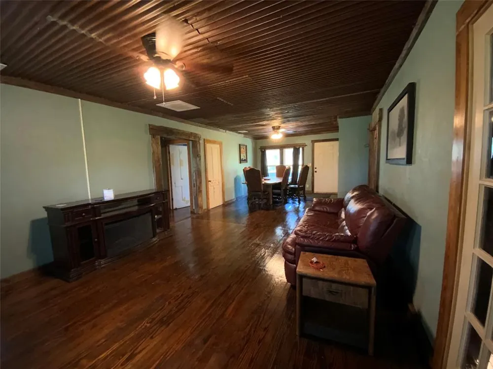 4801 Fm-1702 Gustine, TX 76455