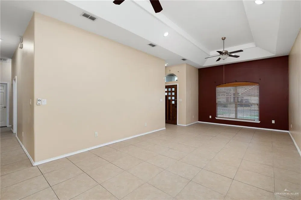 4316 Date Palm Avenue McAllen, TX 78501