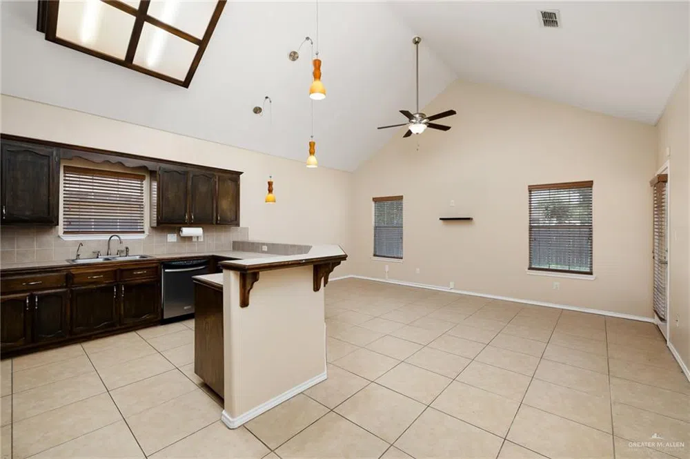 4316 Date Palm Avenue McAllen, TX 78501