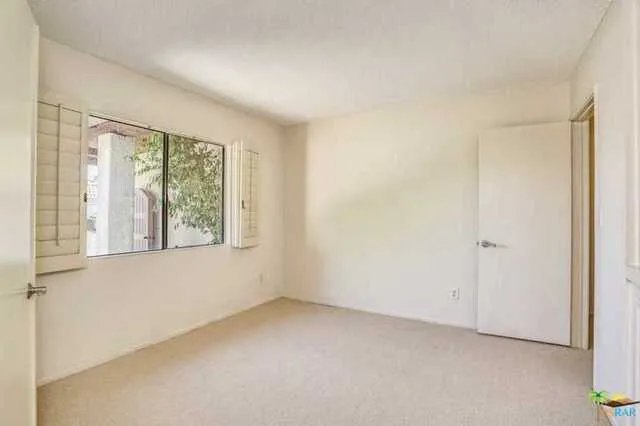 75235 Vista Corona Palm Desert, CA 92211