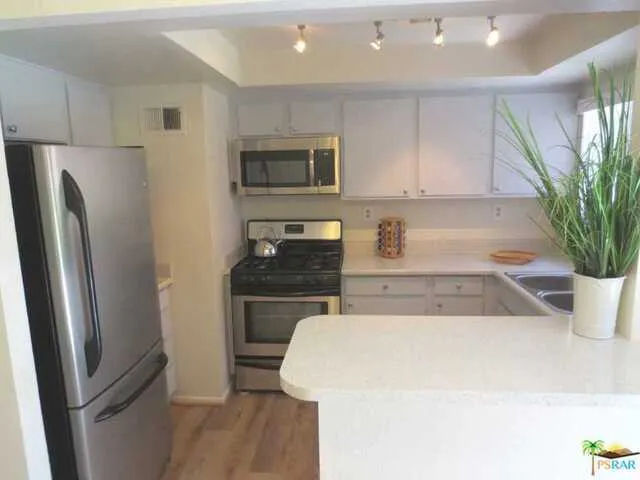 75235 Vista Corona Palm Desert, CA 92211