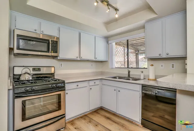 75235 Vista Corona Palm Desert, CA 92211