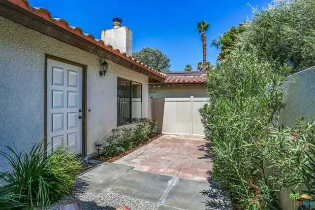 75235 Vista Corona Palm Desert, CA 92211