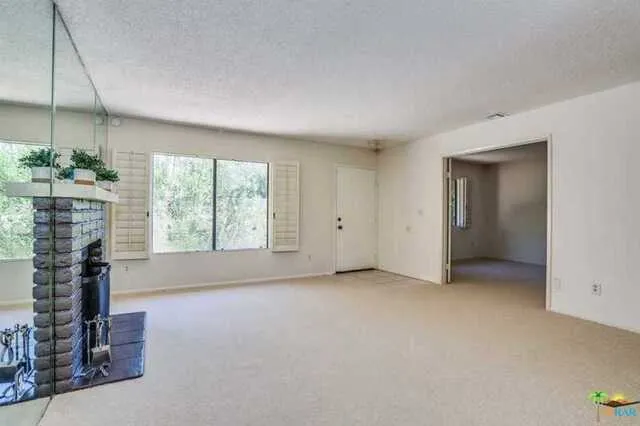 75235 Vista Corona Palm Desert, CA 92211