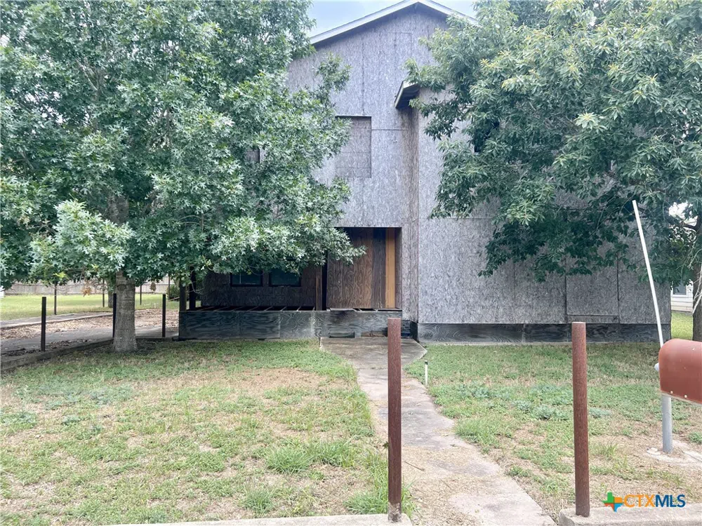 1902 MCLEOD STREET Cuero, TX 77954