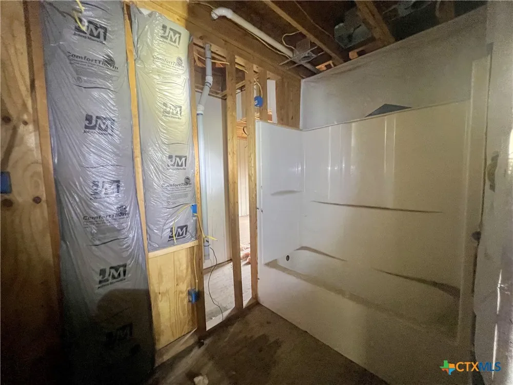 1902 MCLEOD STREET Cuero, TX 77954
