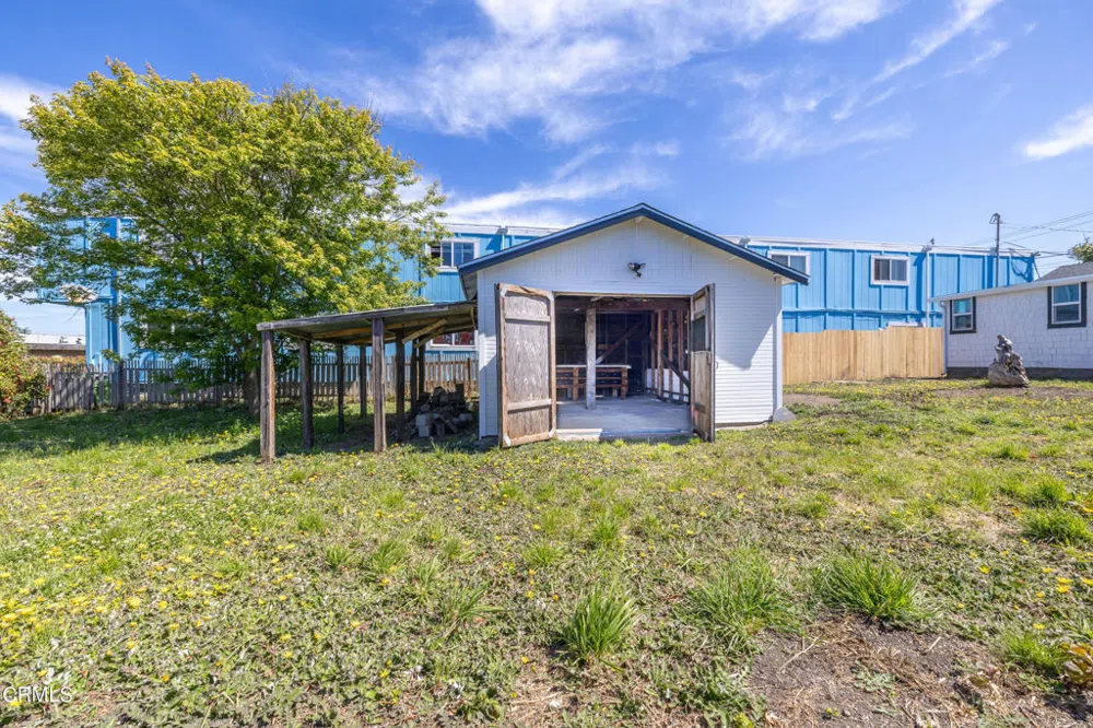 459 S Mcpherson Street Fort Bragg, CA 95437