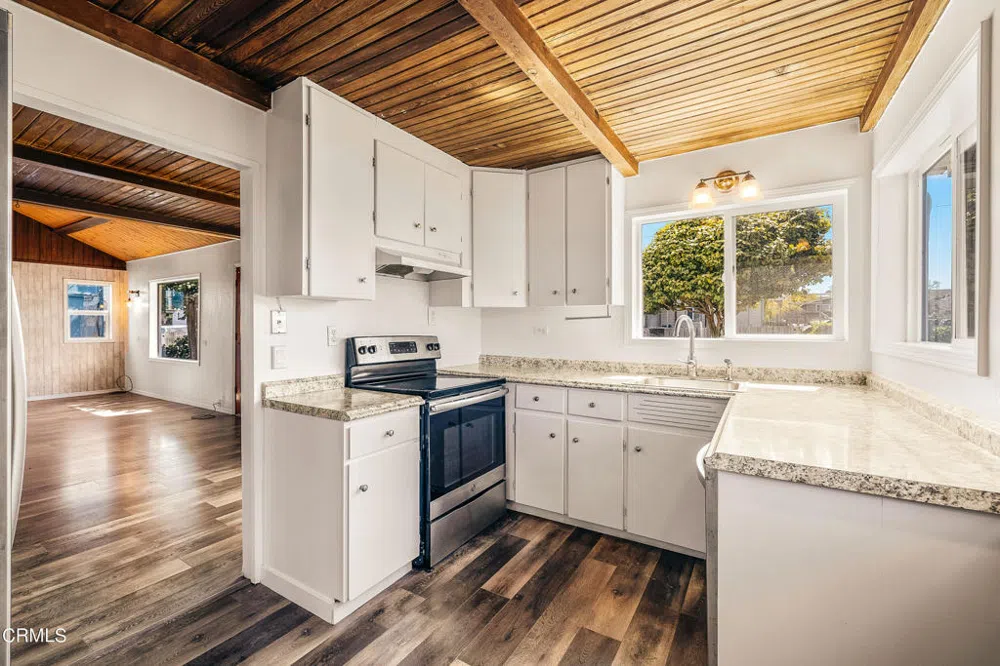 459 S Mcpherson Street Fort Bragg, CA 95437