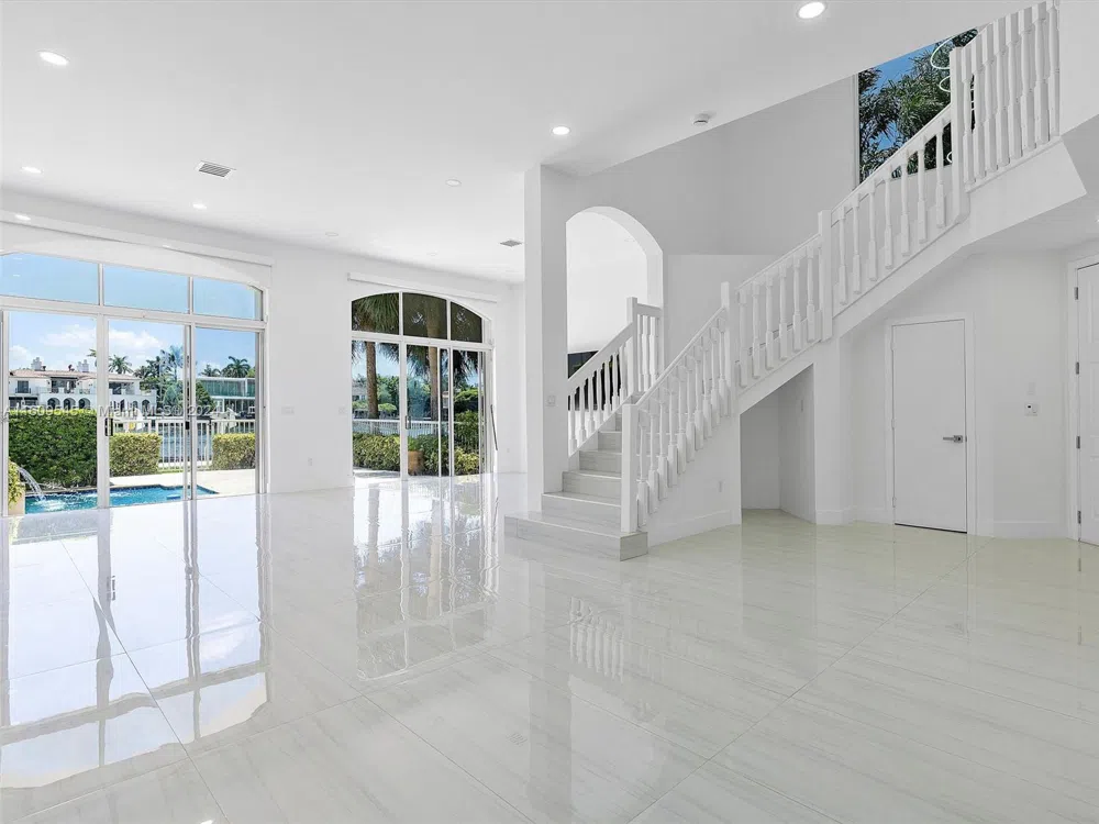 21301 NE 38th Ave #58 Aventura, FL 33180