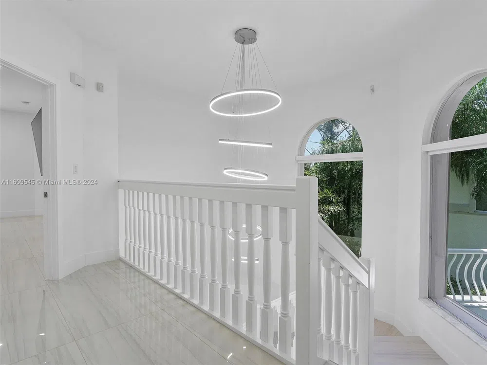 21301 NE 38th Ave #58 Aventura, FL 33180