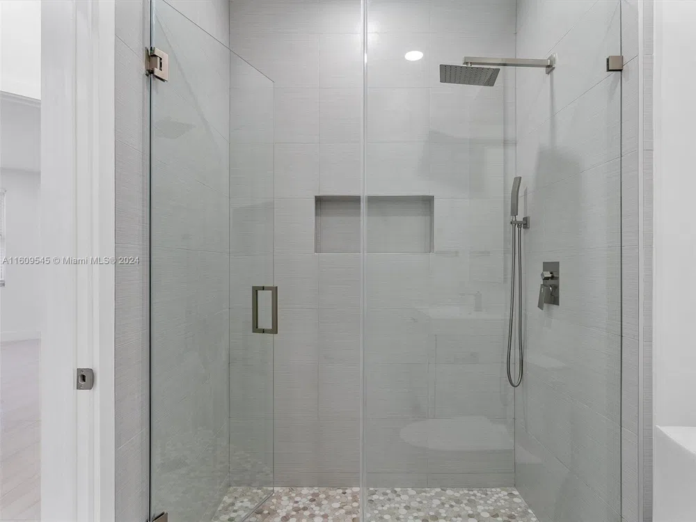 21301 NE 38th Ave #58 Aventura, FL 33180