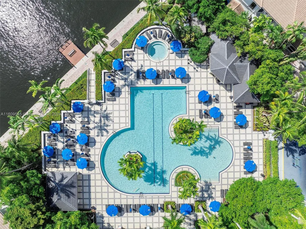 21301 NE 38th Ave #58 Aventura, FL 33180