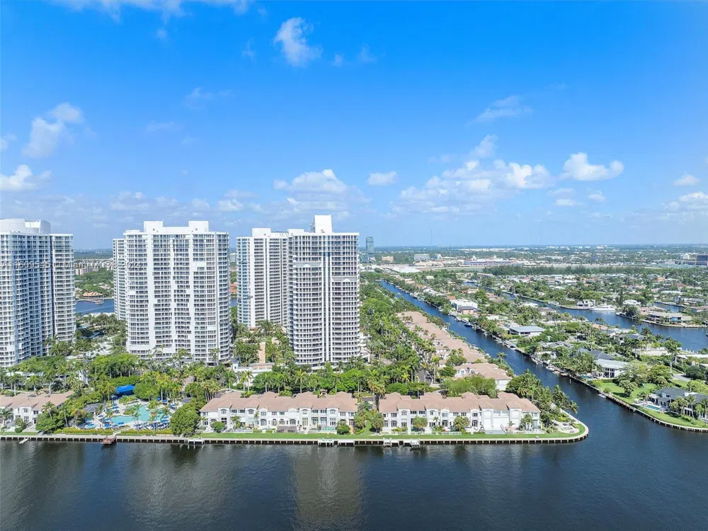 21301 NE 38th Ave #58 Aventura, FL 33180