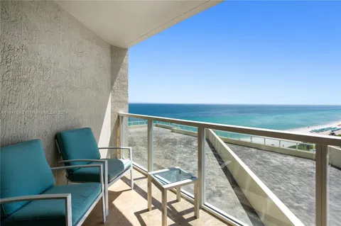 16699 Collins Ave #1201