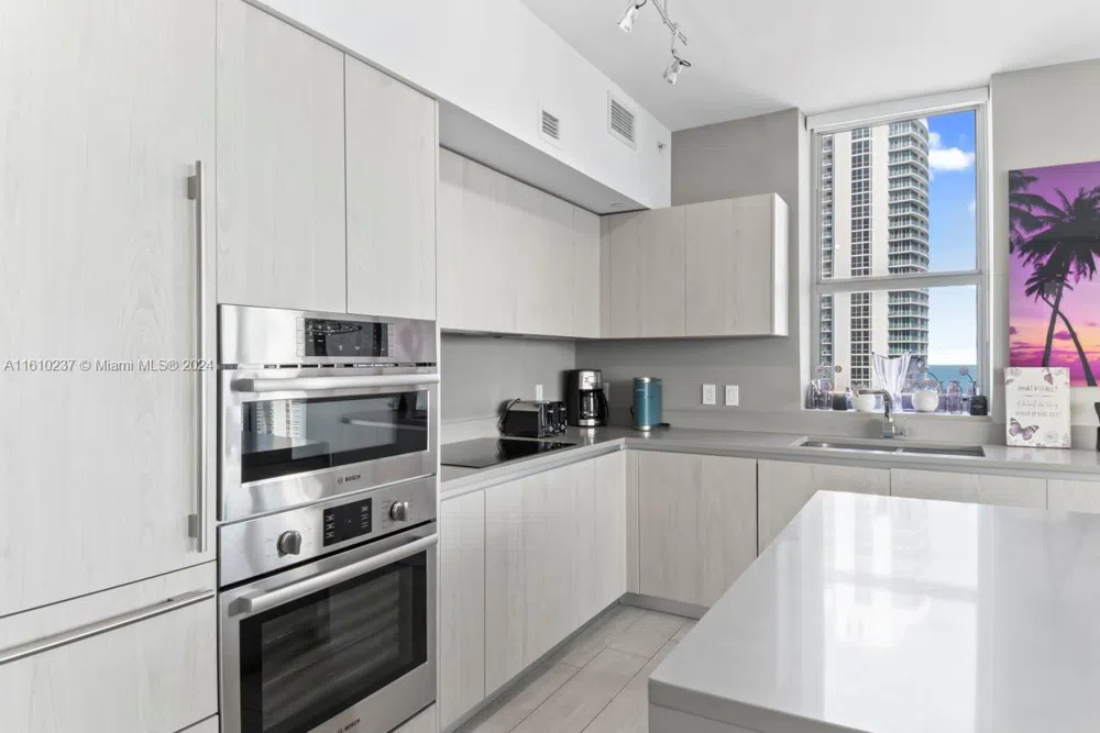 4010 S Ocean Dr #R2409 Hollywood, FL 33019