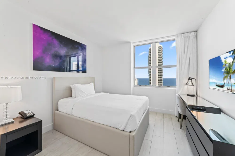 4010 S Ocean Dr #R2409 Hollywood, FL 33019