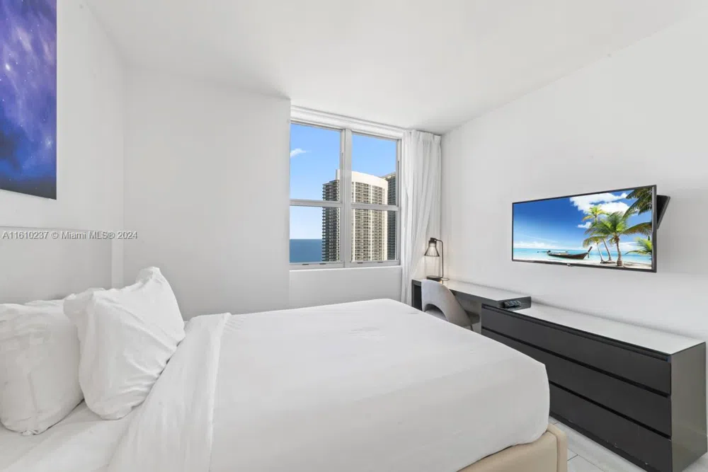 4010 S Ocean Dr #R2409 Hollywood, FL 33019