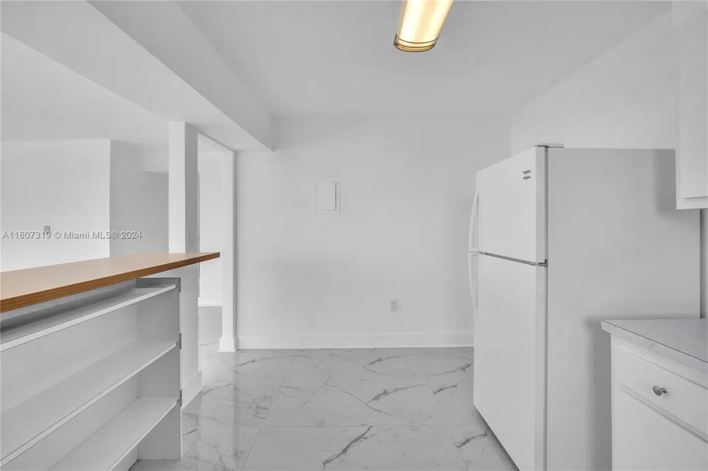 2780 NE 183rd St #1601 Aventura, FL 33160