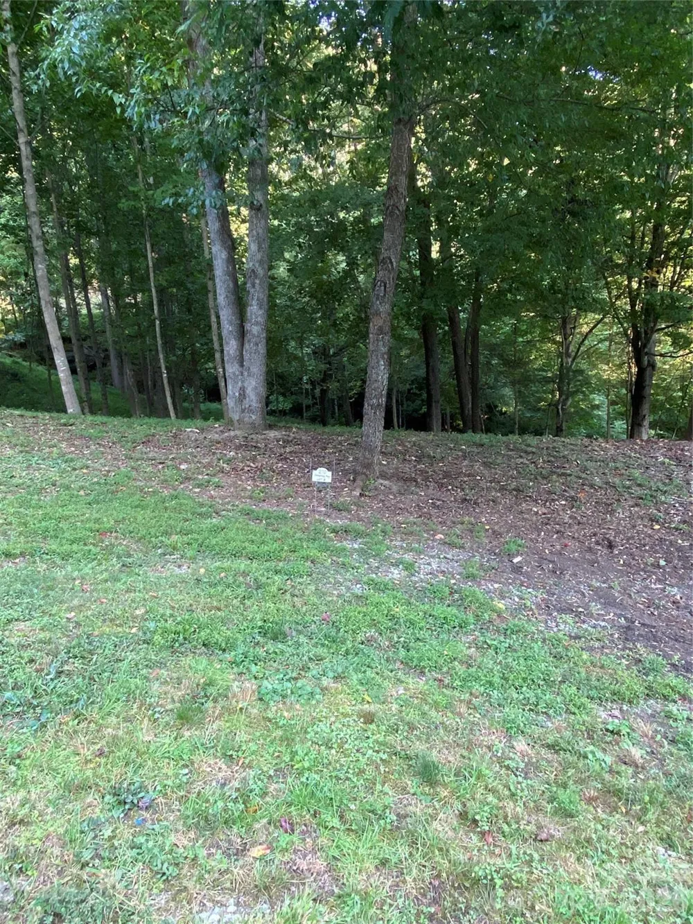 270 Somersby Parkway #8 Laurel Park, NC 28739