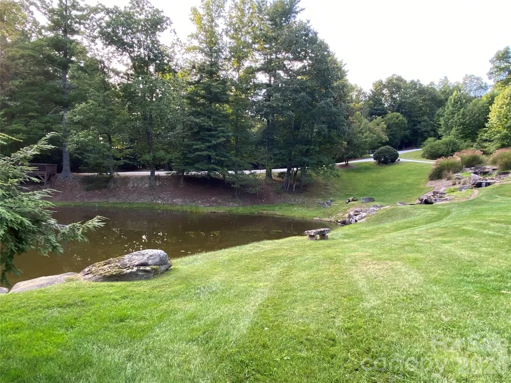 270 Somersby Parkway #8 Laurel Park, NC 28739
