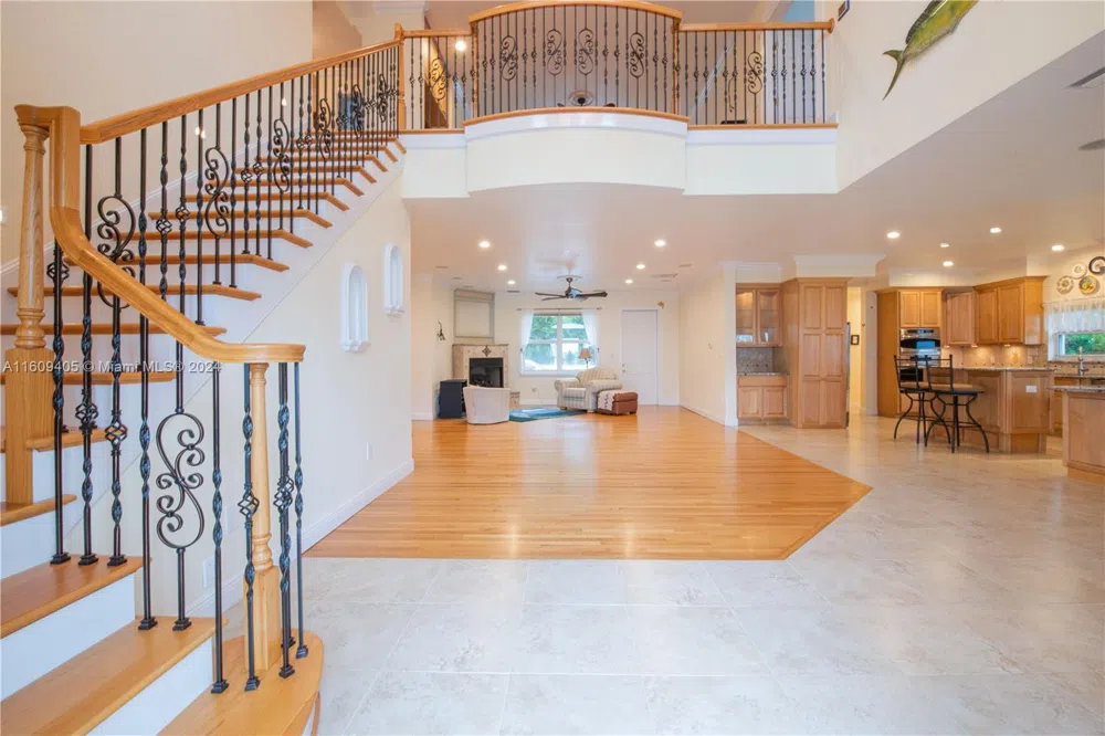 1613 Indian River Drive Cocoa, FL 32922