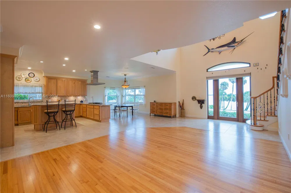 1613 Indian River Drive Cocoa, FL 32922