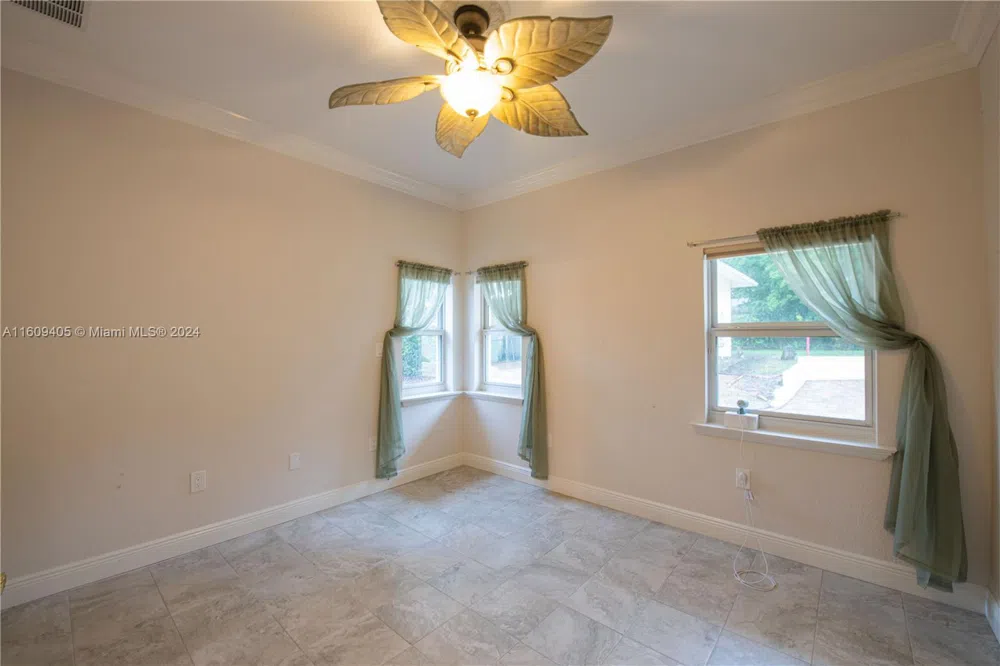 1613 Indian River Drive Cocoa, FL 32922