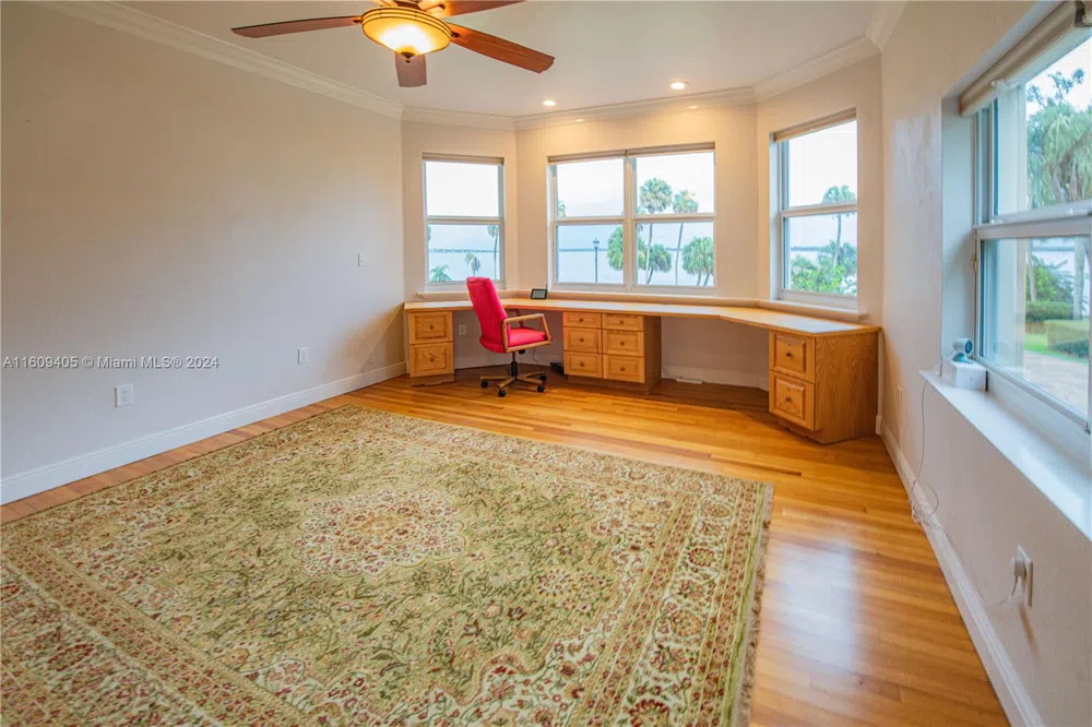 1613 Indian River Drive Cocoa, FL 32922