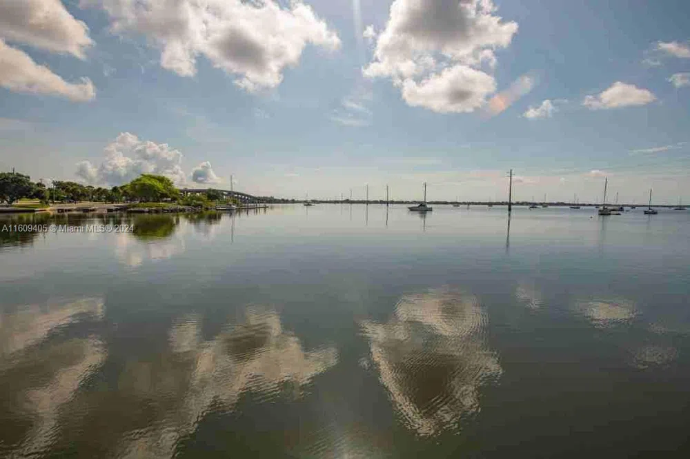 1613 Indian River Drive Cocoa, FL 32922
