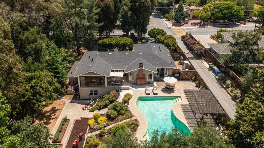 17799 Daves Avenue Monte Sereno, CA 95030