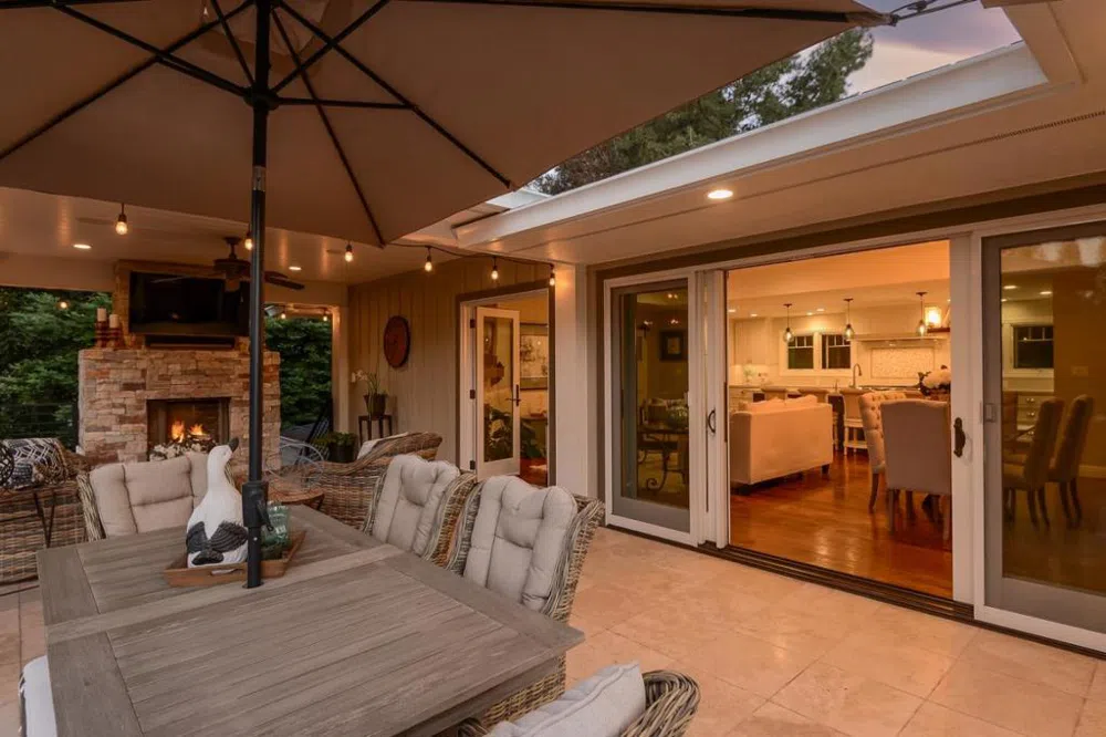 17799 Daves Avenue Monte Sereno, CA 95030