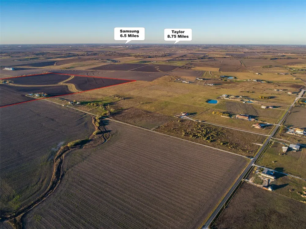 14914 Svenska Road Coupland, TX 78615