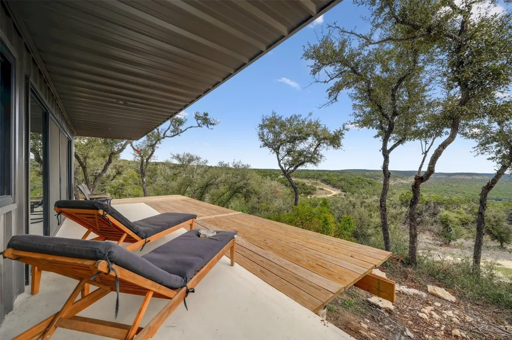 640 Ghost Dancer Fischer, TX 78623