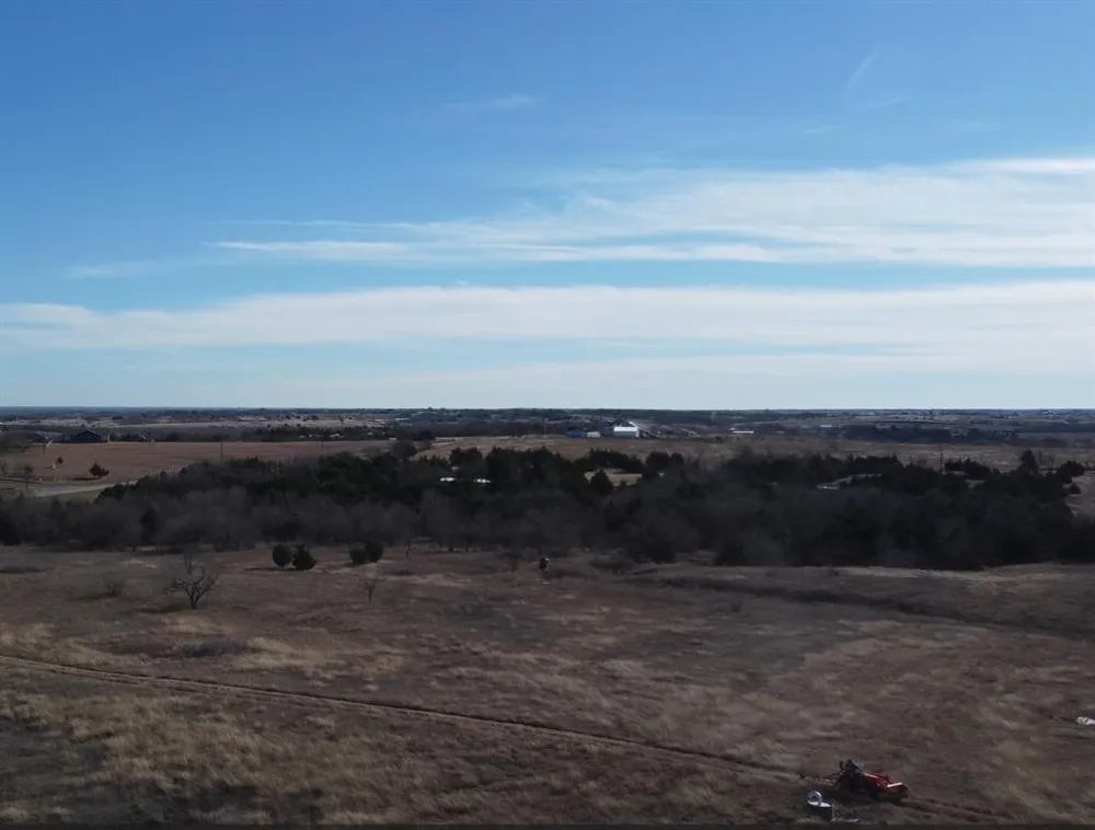 3765 FM 85 Ennis, TX 75119