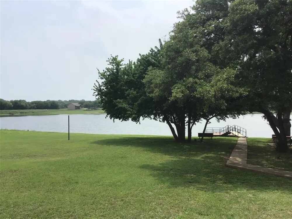 18037 Southhill Drive Whitney, TX 76692