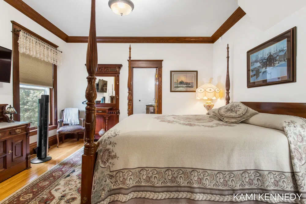 447 Butler Street Saugatuck, MI 49453